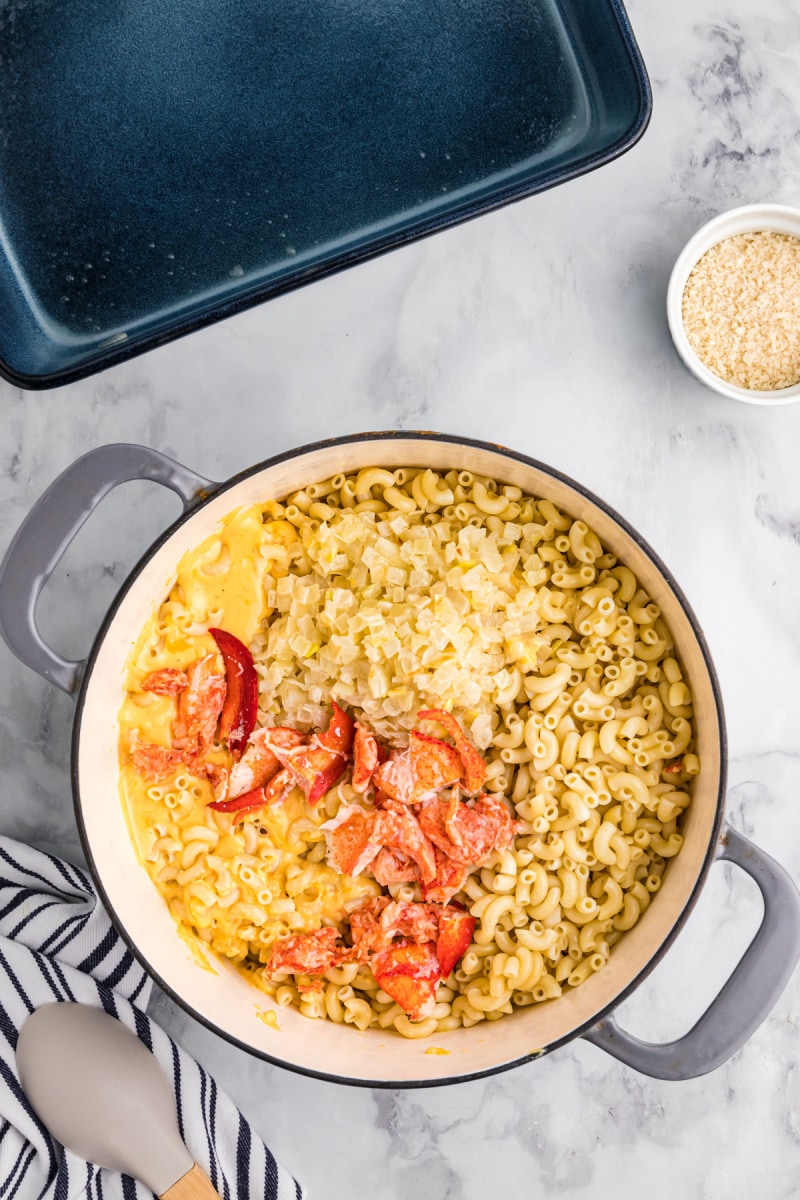 pot of lobster macaroni and cheese