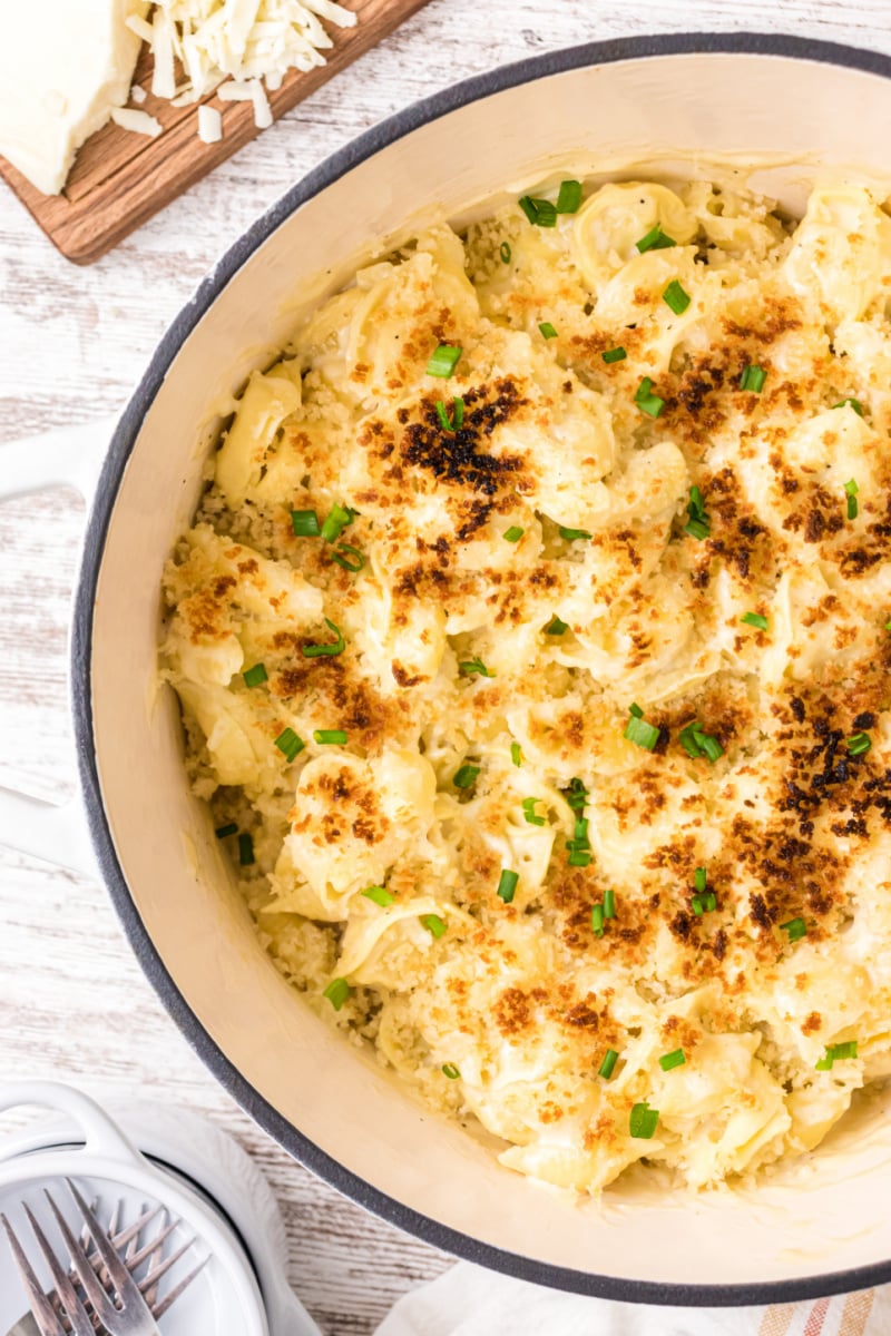 pot of tortellini mac and cheese