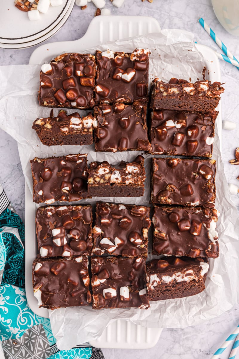 mississippi mud brownies cut into pieces