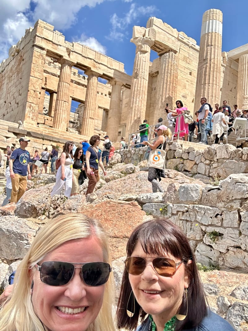 recipegirl and sister in front of acropolis ruins