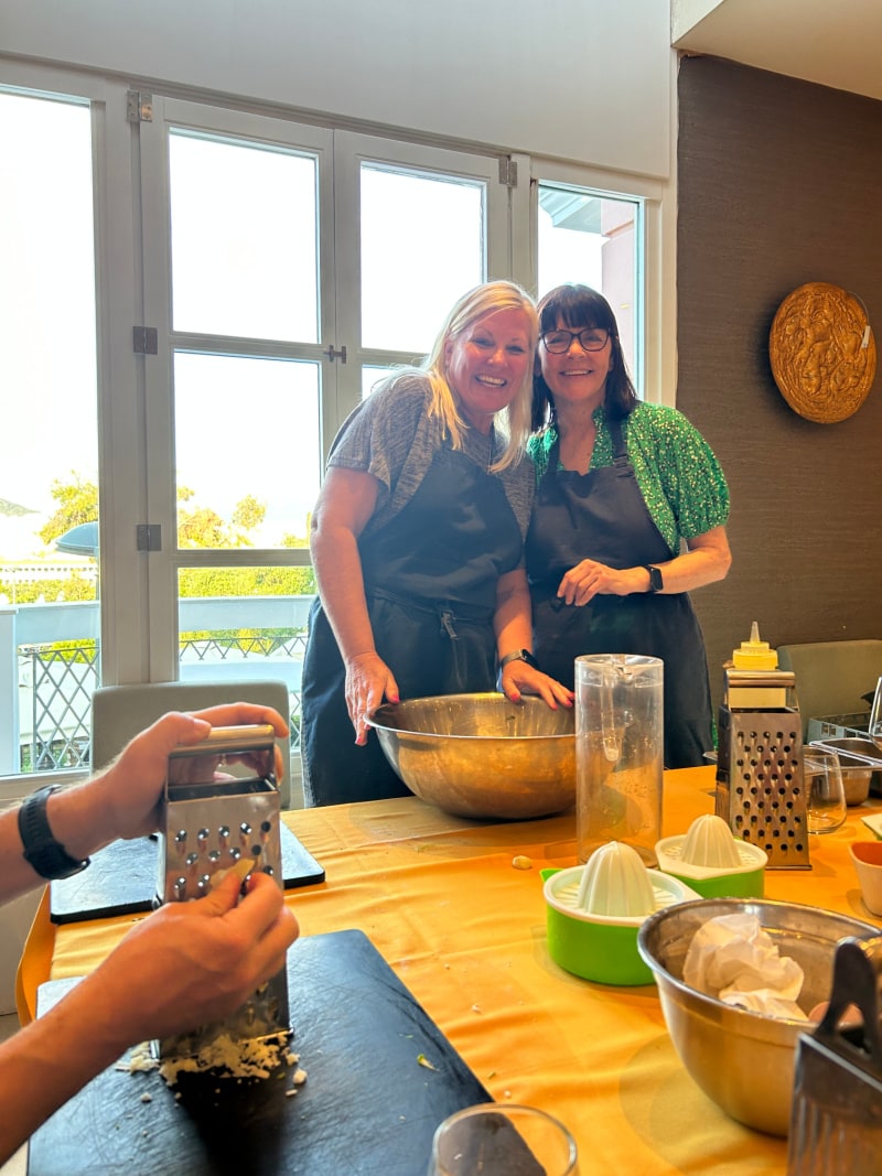recipegirl and sister at greek cooking class