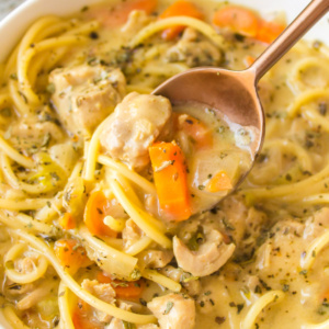 pinterest image for chicken alfredo soup