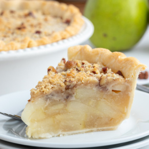 pinterest image for ginger pear pie