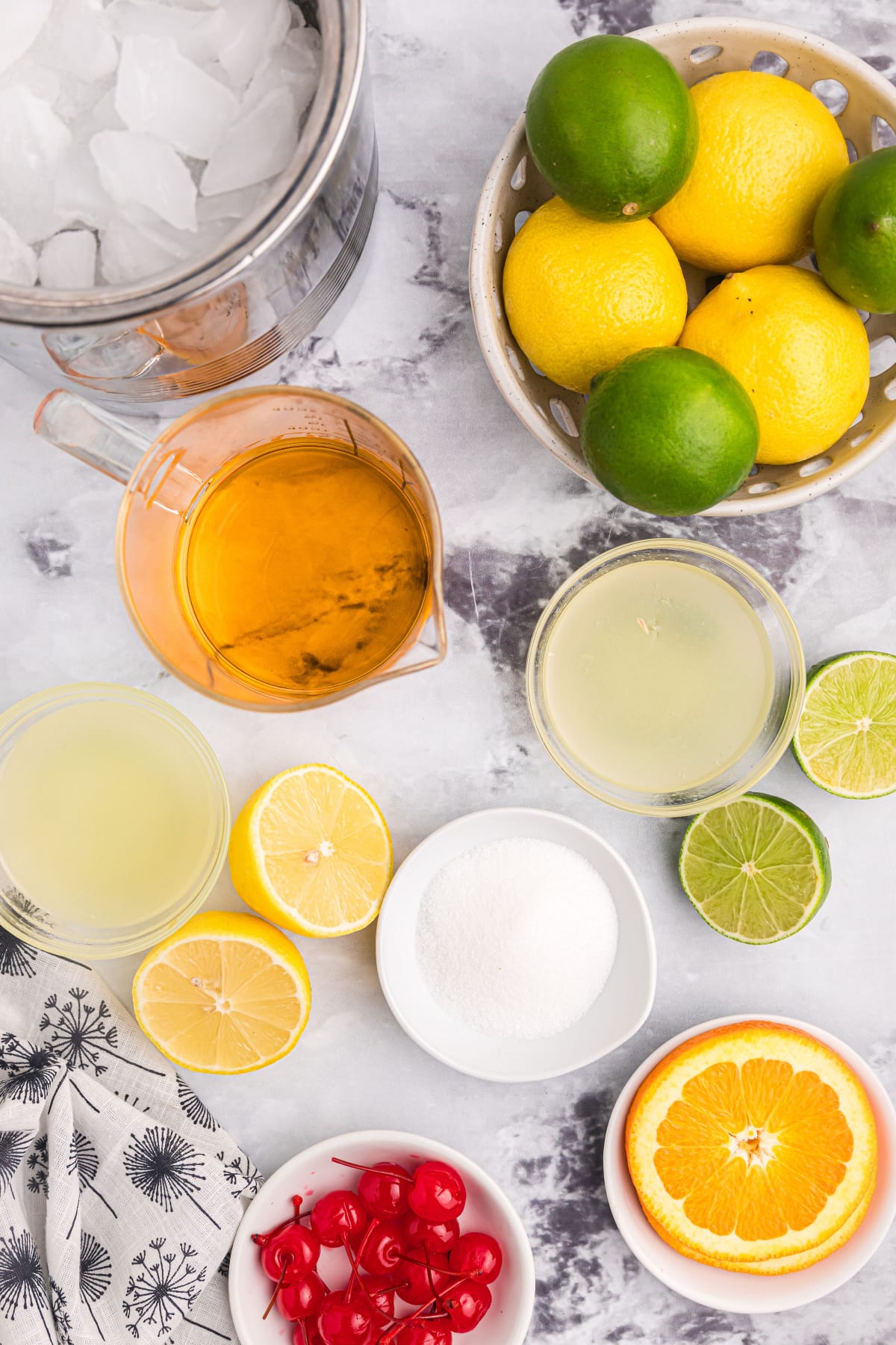 ingredients displayed for making whiskey sour