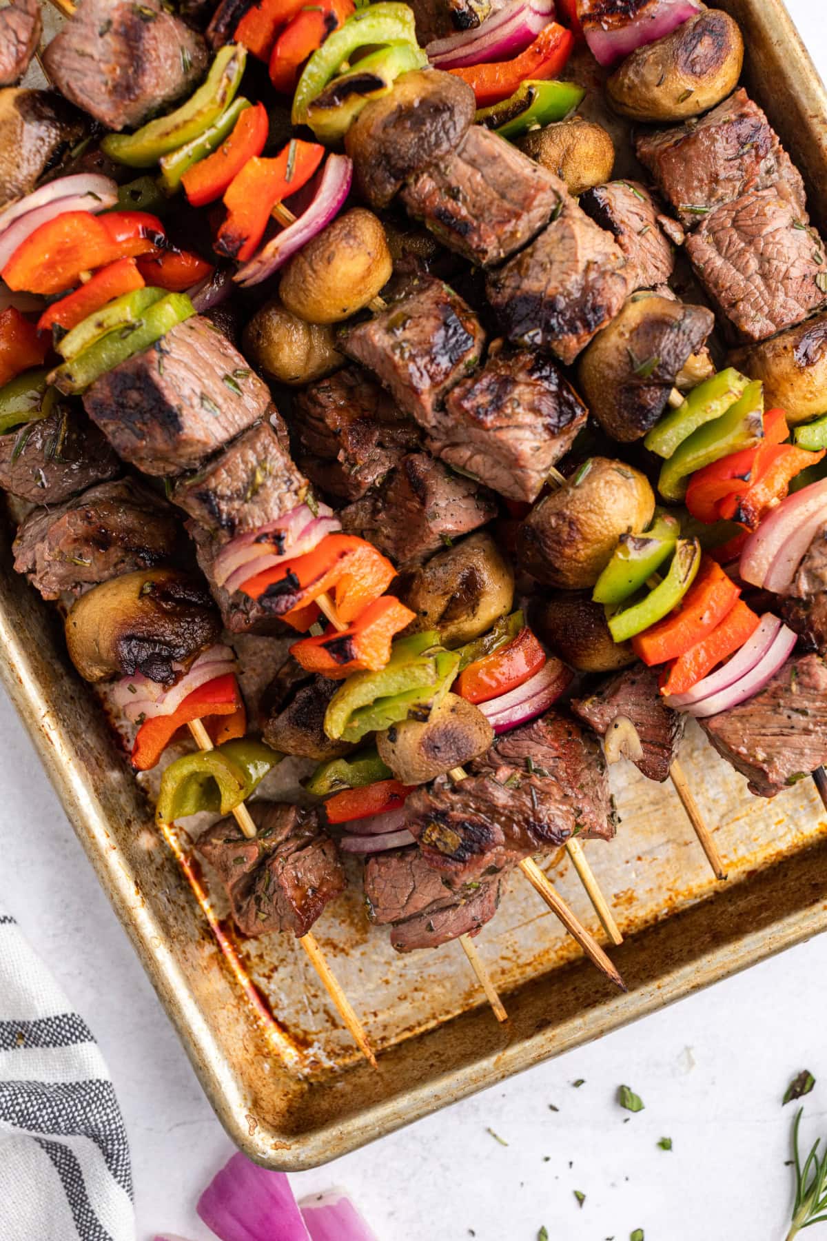 grilled steak kabobs on grill pan