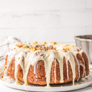 maple coffee cake made in bundt pan