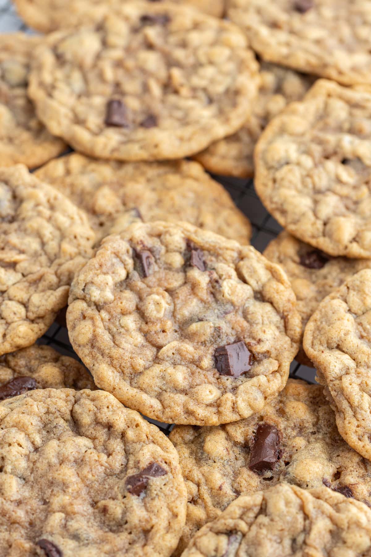One Bowl Oatmeal Chocolate Chunk Cookies recipe from RecipeGIrl.com lots of one bowl oatmeal chocolate chunk cookies