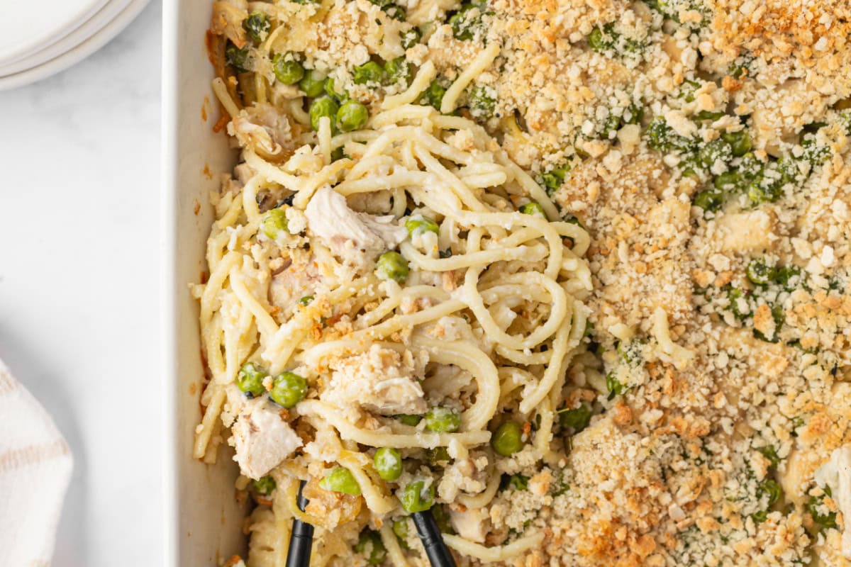 Creamy baked chicken tetrazzini with cheese