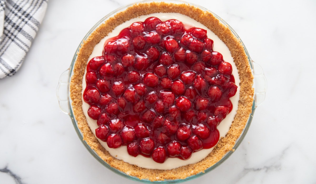 Cherry Cream Cheese Pie