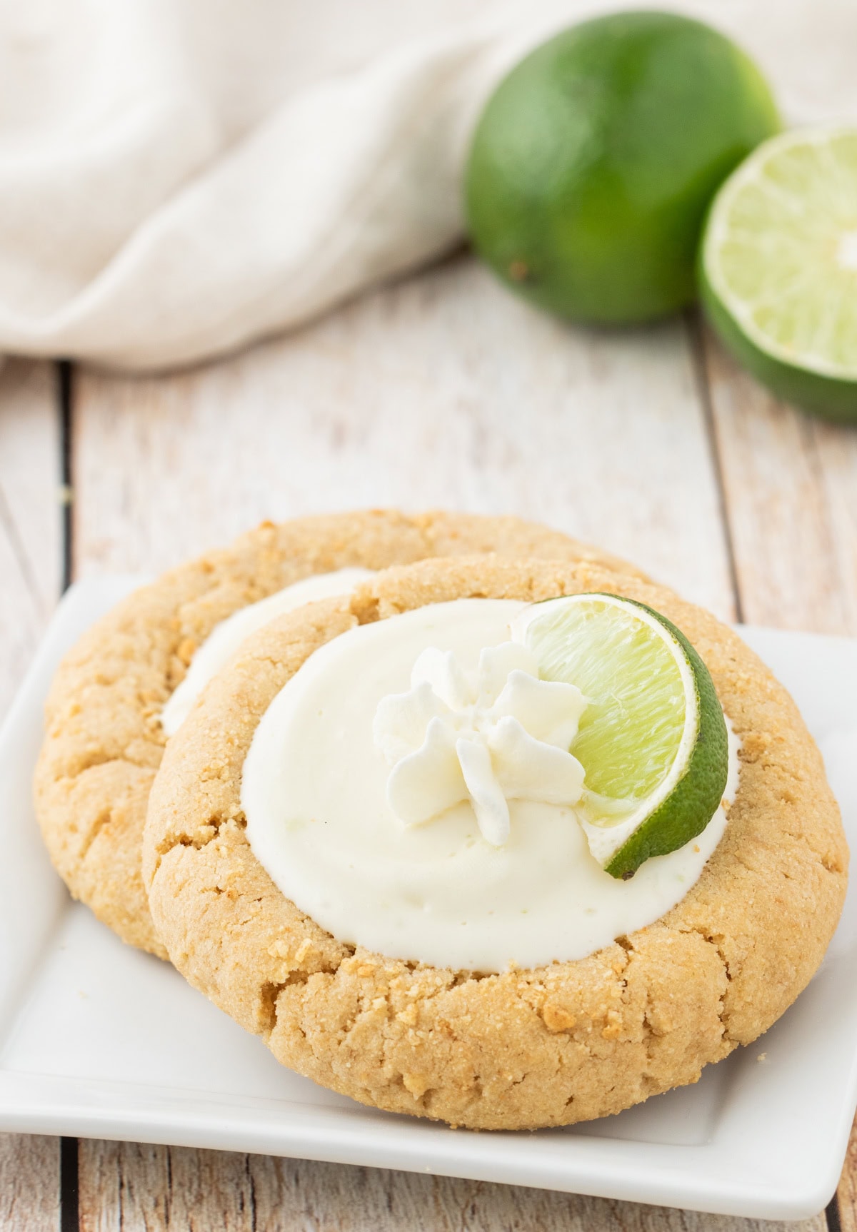 two key lime pie cookies