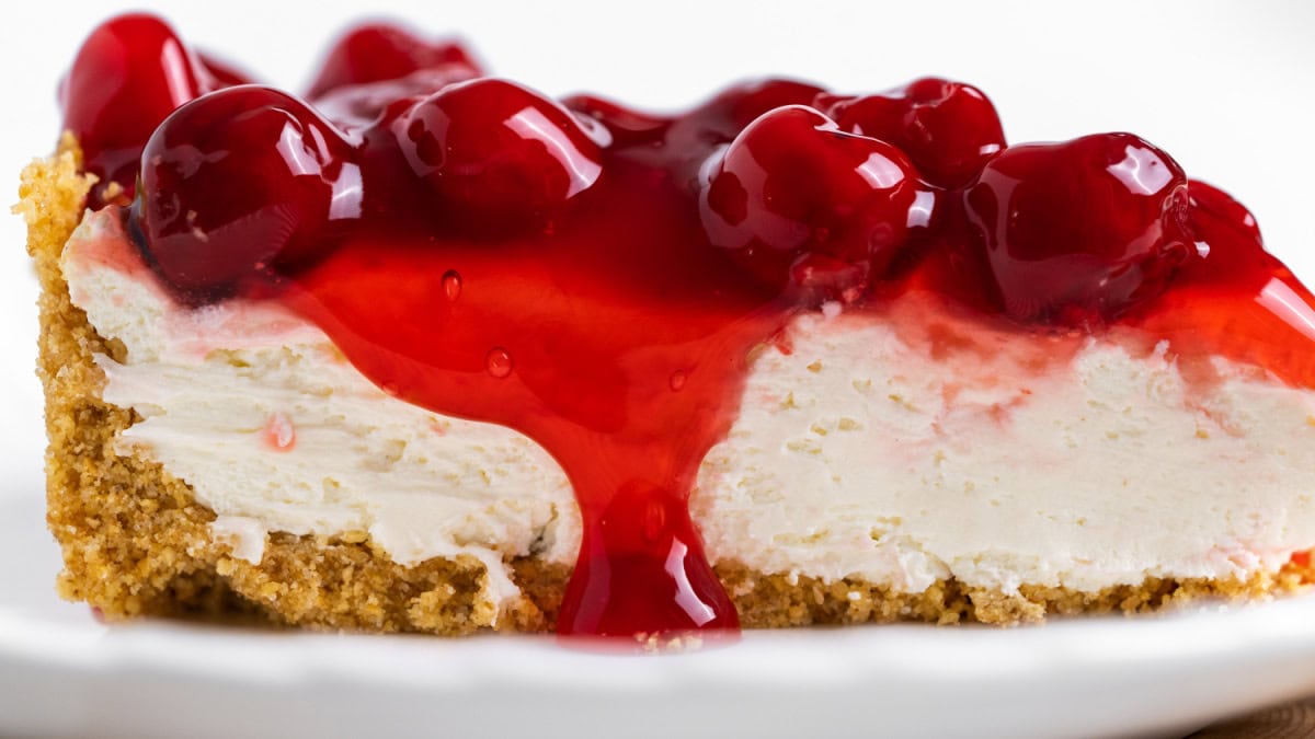 No Bake Cherry Cheesecake