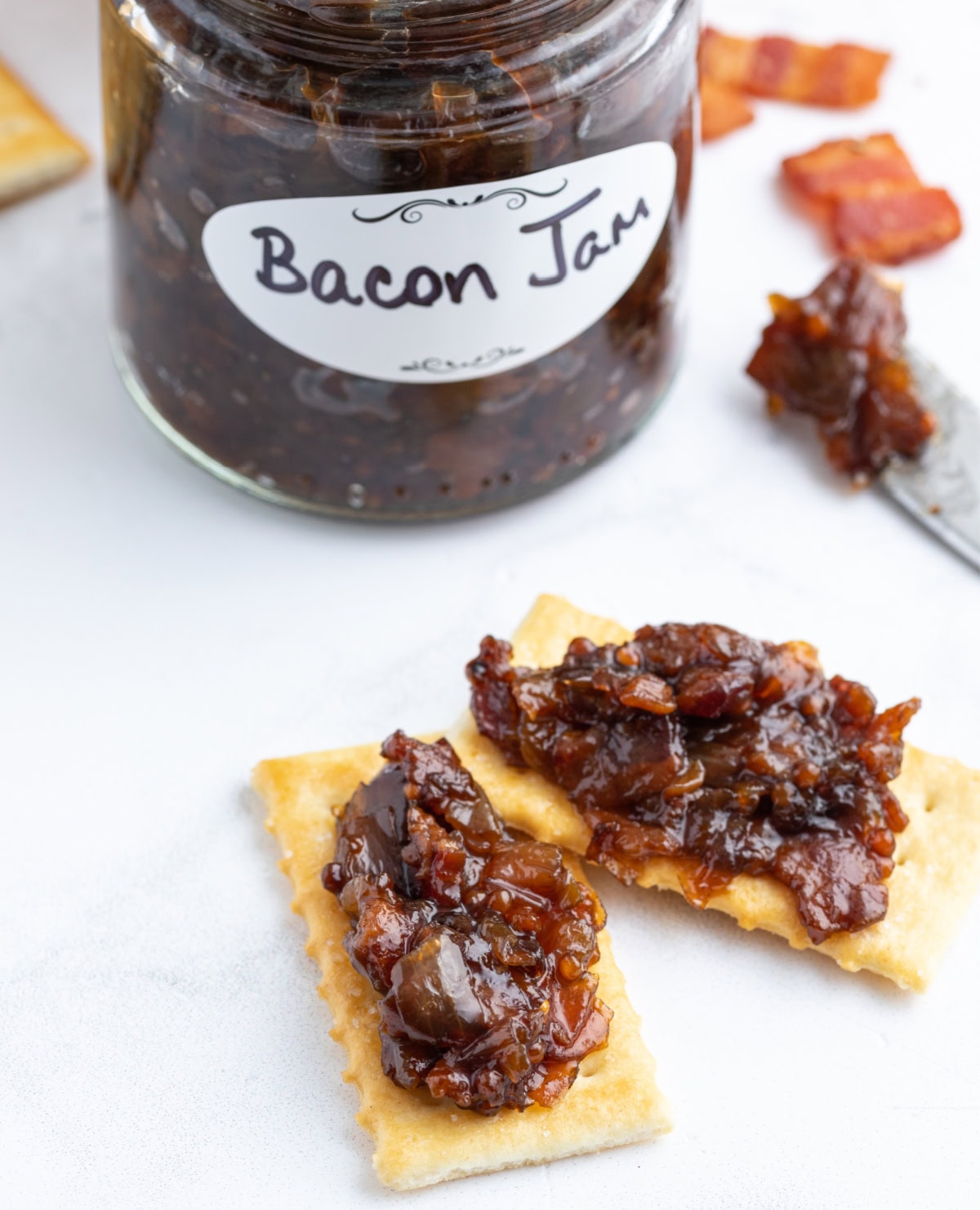 Bacon Onion Jam on crackers