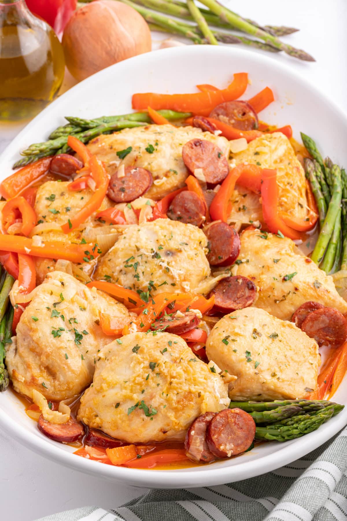 platter of pollo a la riojana