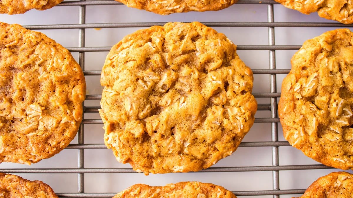 Oatmeal Refrigerator Cookies